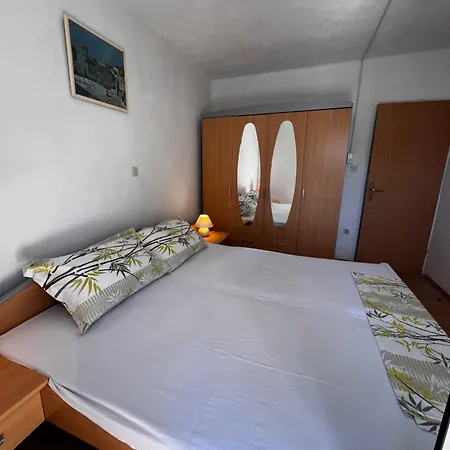 Apartmani Leila Trogir Exterior photo